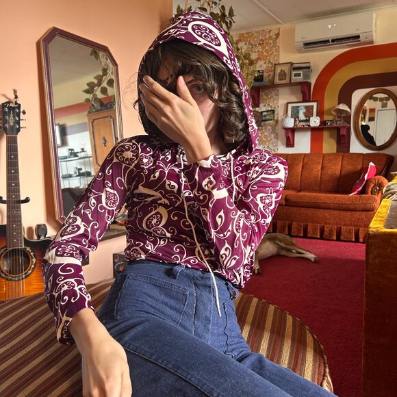 1970s vintage swirl print hooded tunic with bellsleeves from June Gale - made in - Picture 10 of 16